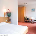 酒店 Bruggerhof - Camping, Restaurant, 3*