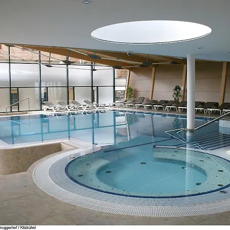 Bruggerhof - Camping, Restaurant, קיצביהל