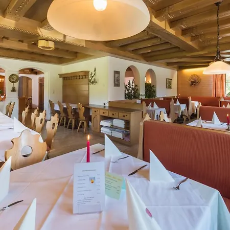 Bruggerhof - Camping, Restaurant, קיצביהל