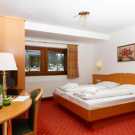 Bruggerhof - Camping, Restaurant, Szálloda