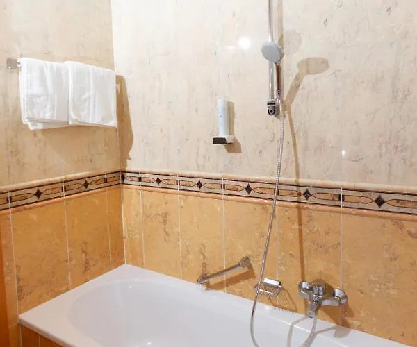 Bruggerhof - Camping, Restaurant, Hotel 3*