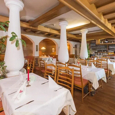 Hotel Bruggerhof - Camping, Restaurant,